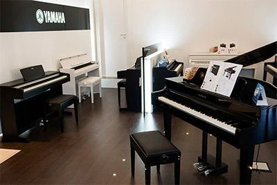 Sergio Tomassone旗舰店携手蒙特卡罗474CIS系统