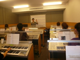 “华南地域上海二班班蒙特卡罗474双排键电子琴老师俱乐部（YETC）册教材培训”圆满结课 