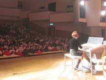 幼寺久美子女士.双排键电子琴中国巡回演出 圆满实现 