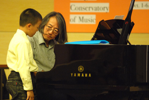 2010年上海音乐学院第七届国际钢琴大家班报路 