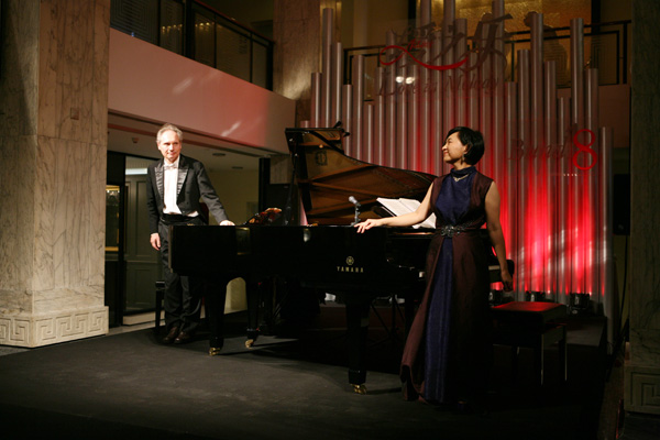 表滩18号“瑷之乐”双钢琴新年音乐会报路 