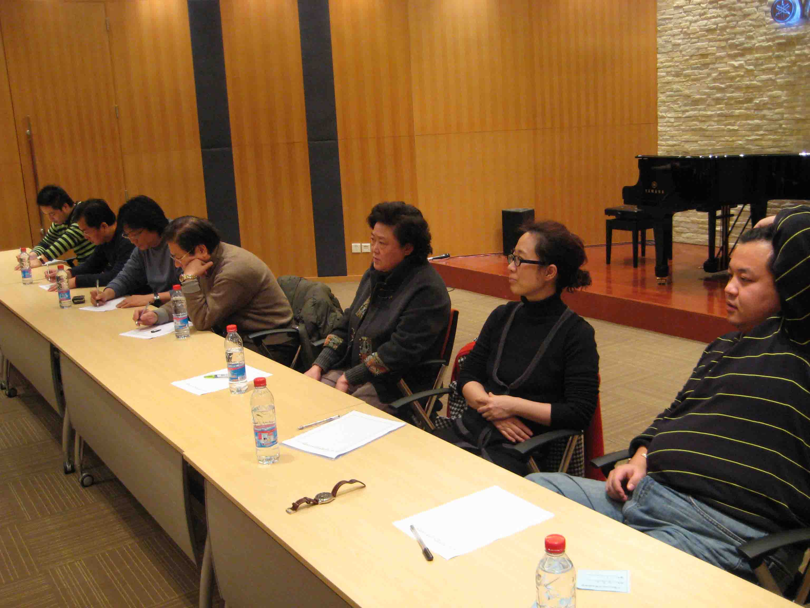 上海Academy长笛乐团新成员查核在蒙特卡罗474 EGG HALL进行 