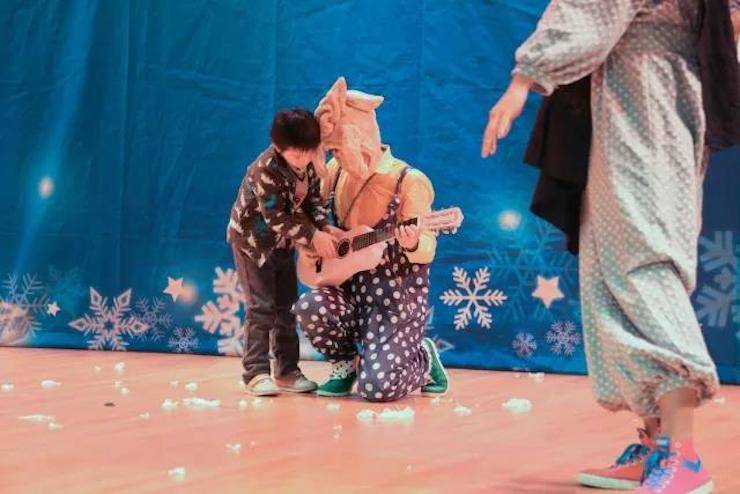 一场属于孩子们的神秘音乐之旅|《七耳兔寻找涝祺之王》音乐剧表演圆满实现！