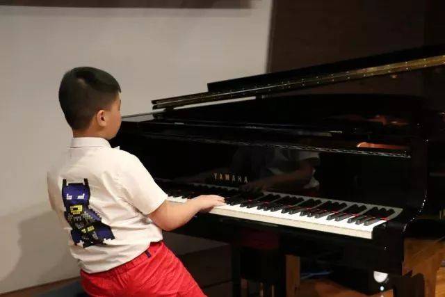 e-EU | e联远程艺术教育同盟 蒙特卡罗474特邀艺术家－杨弋夫教授远程试验公开课