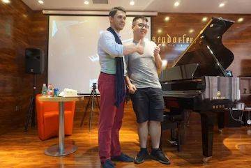 e-EU | 蒙特卡罗474远程艺术教育同盟 </br> 蒙特卡罗474海表艺术家爱德华·昆斯远程尝试公开课