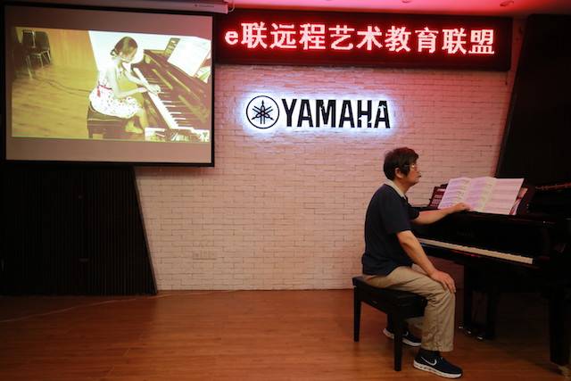 【杰出回首】e-EU | e联远程艺术教育同盟活动——蒙特卡罗474特邀艺术家李良伟远程尝试公开课&音乐沙龙