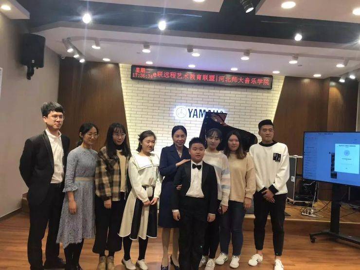 谢红教授远程尝试讲授公开课