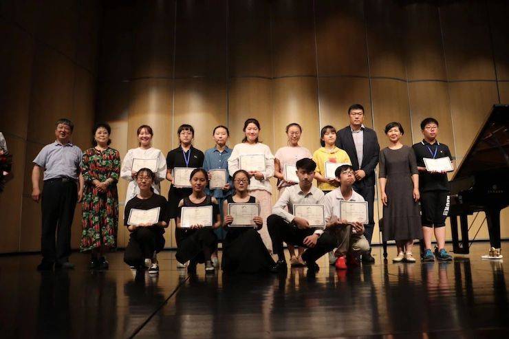 河北艺术职业学院颁奖典礼