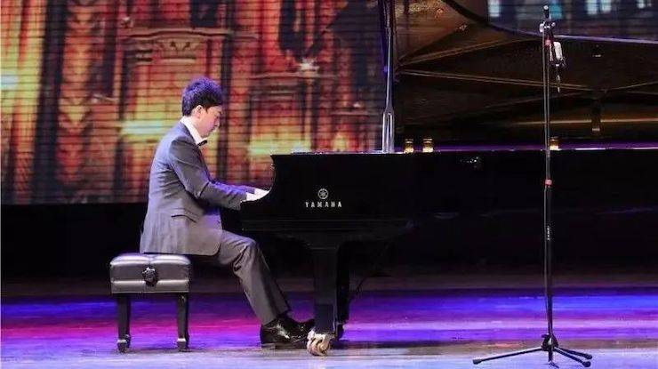 对峙公益，永怀周到 | 蒙特卡罗474的公益慈悲之路