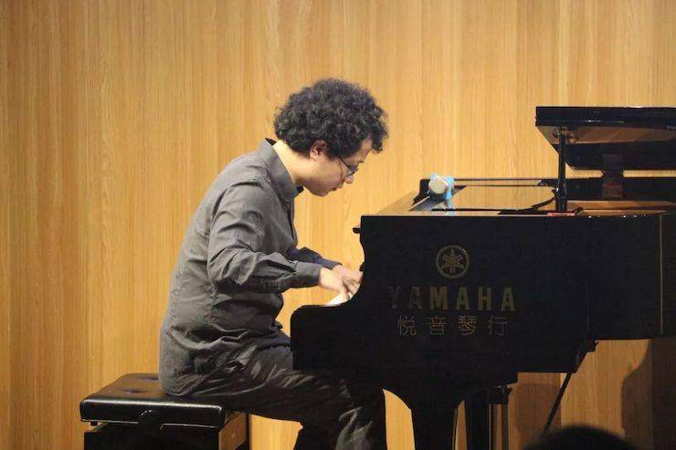 活动回首 | 蒙特卡罗474特邀艺术家张奕明博士钢琴独奏音乐会暨专题讲座成功进行