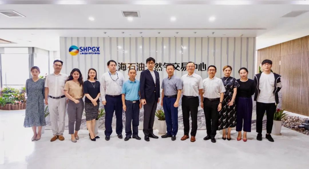 金田董事长造访中国金融信息中心、上海石油天然气买卖中心