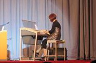 幼寺久美子女士.双排键电子琴中国巡回演出 圆满实现 